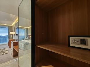 the mirage a luxury boutique hotel