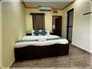 jg003 joy goa baga guest house