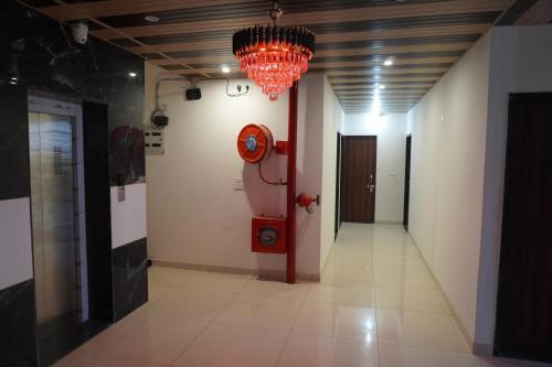 hotel raj hans 500 meter khatu shyam ji temple