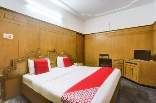 hotel o vivekam home stay