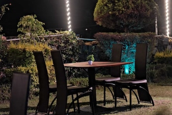 the luv hill hotel and cafe