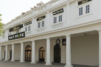 saltstayz autograph connaught place