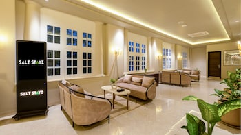 saltstayz autograph connaught place