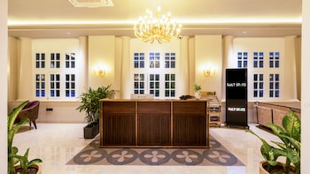 saltstayz autograph connaught place