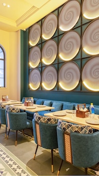 saltstayz autograph connaught place