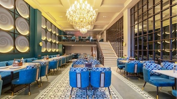 saltstayz autograph connaught place