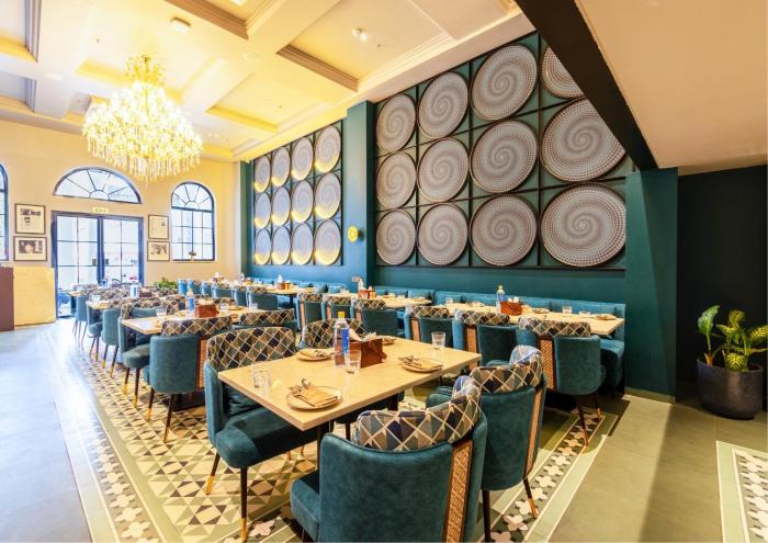 saltstayz autograph connaught place