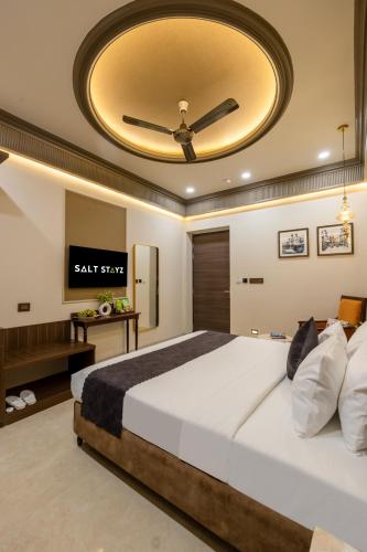 saltstayz autograph connaught place