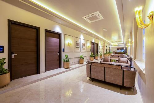 saltstayz autograph connaught place