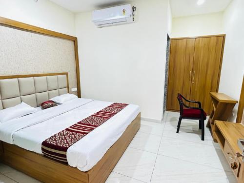 hotel the aadimata and banquets