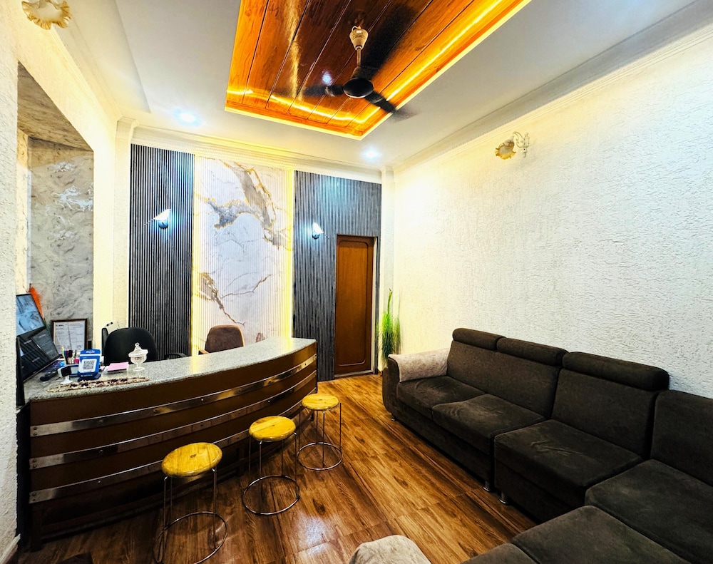 millionaire homestay