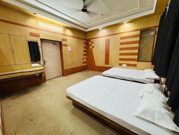 millionaire homestay