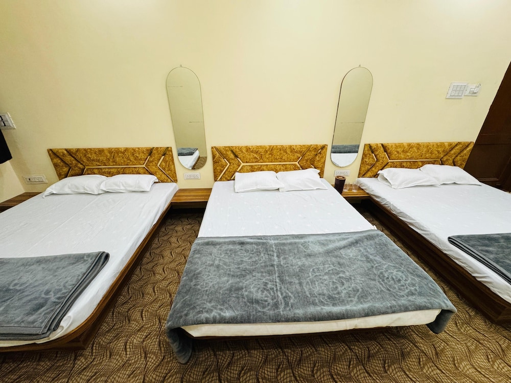 millionaire homestay