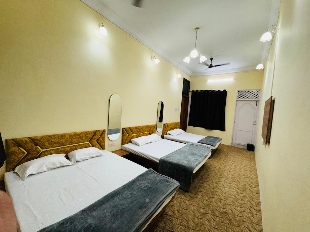 millionaire homestay