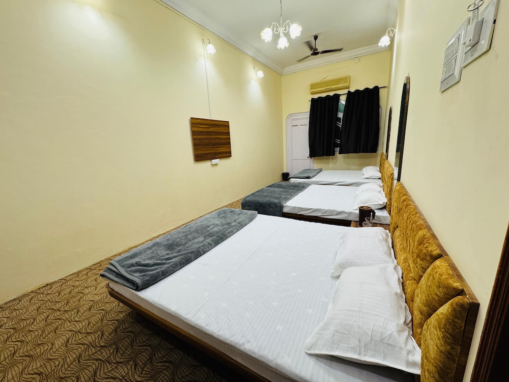 millionaire homestay