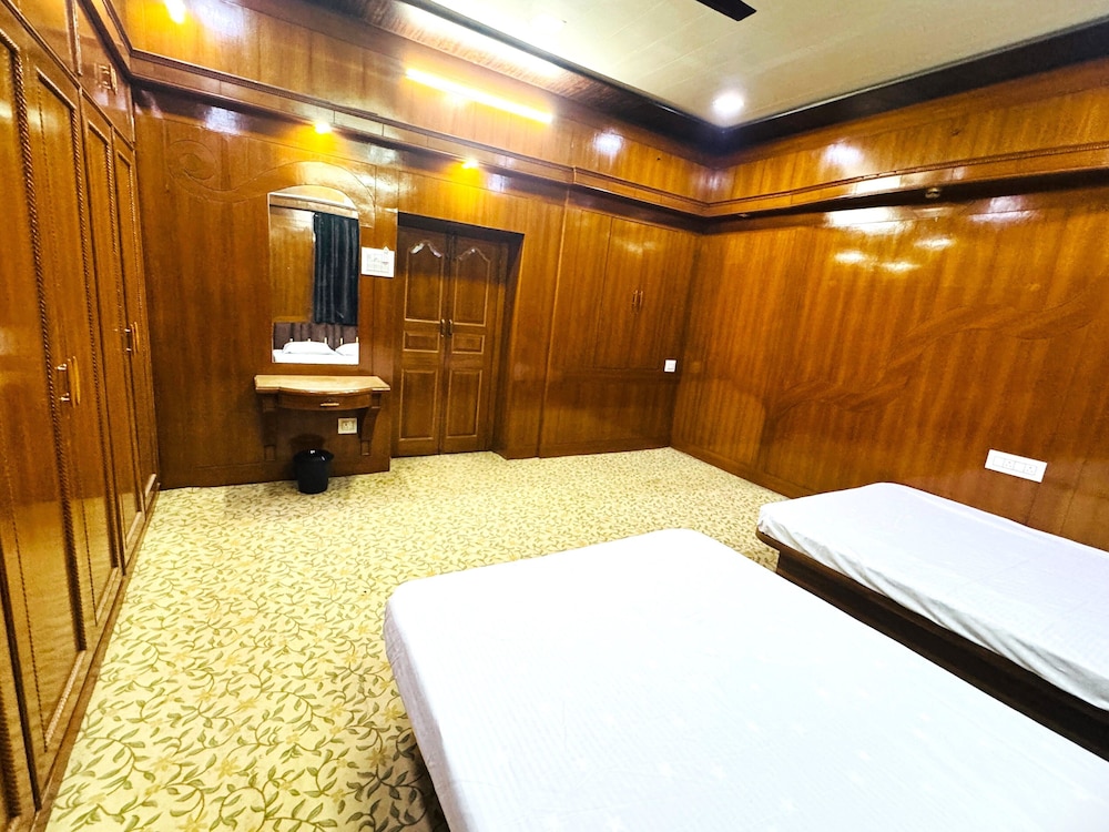 millionaire homestay