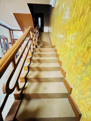 millionaire homestay