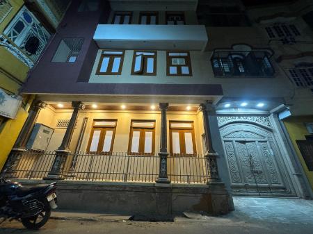 millionaire homestay