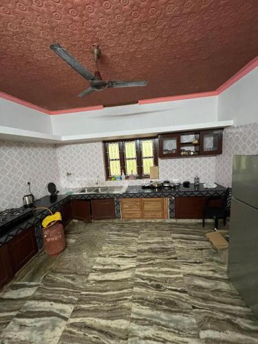 Kulture Konnectt,,2 star