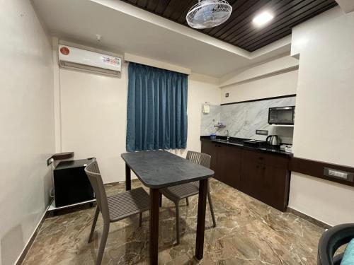 kuber suites