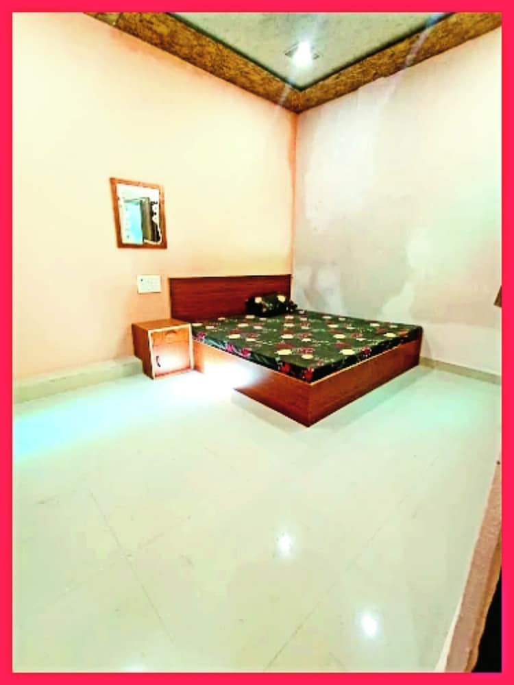 hotel saraswati atithi bhawan vrindavan