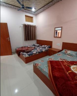 hotel saraswati atithi bhawan vrindavan