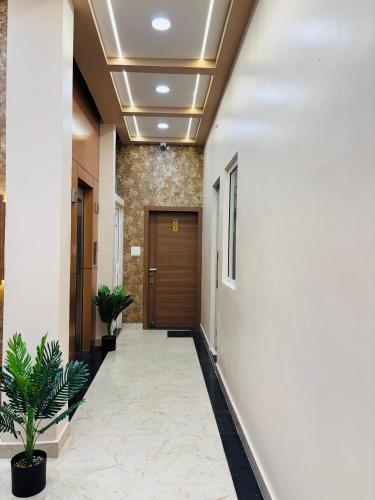 Hello Banaras,,2 star