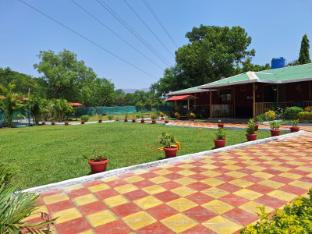 vinit farm karjat
