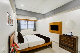 collection o sabarmati river gandhinagar formerly hotel royal park