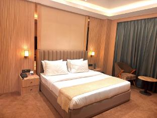 aster grand by zenq saket