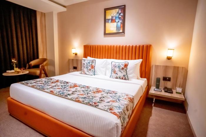 aster grand by zenq saket