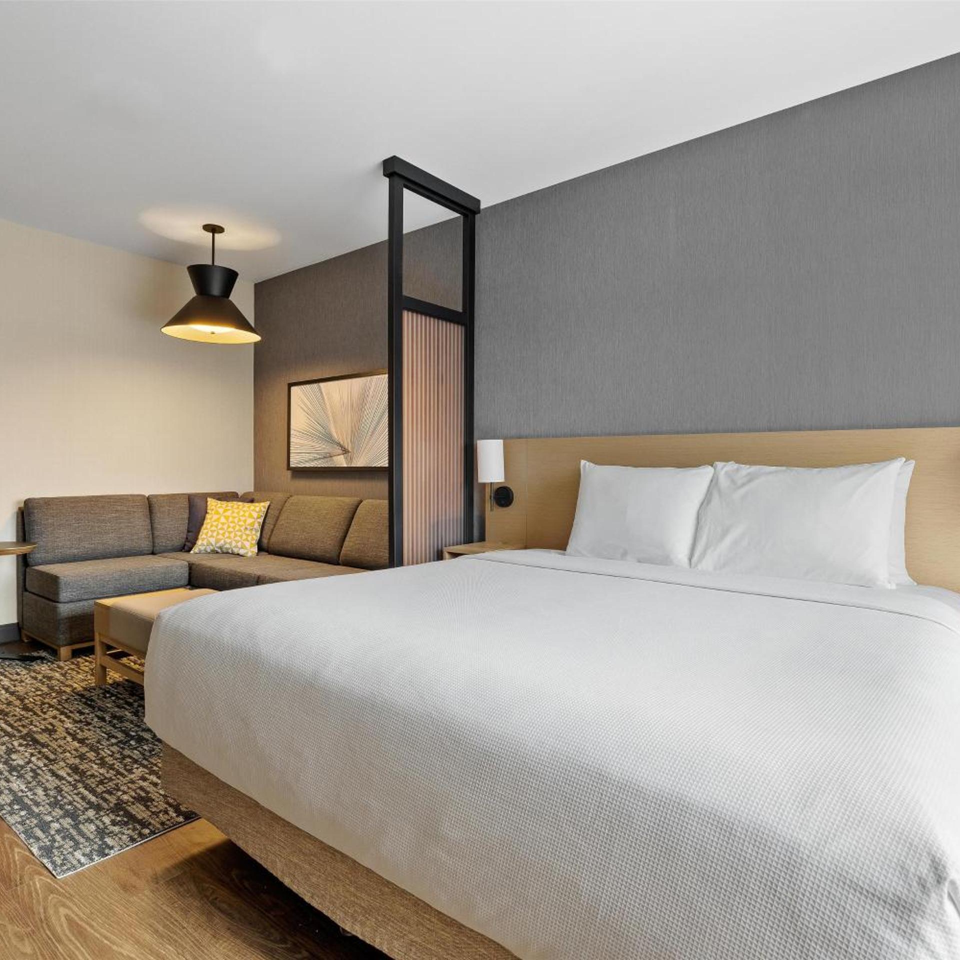 hyatt place rapid city downtown