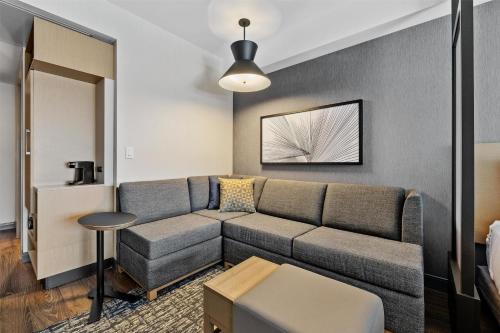 hyatt place rapid city downtown