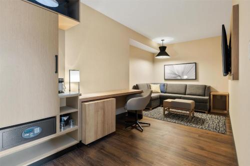 hyatt place rapid city downtown