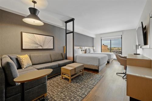 hyatt place rapid city downtown
