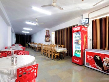 hotel ramnivas hotel restaurant udaipur
