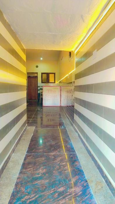 the street homestay