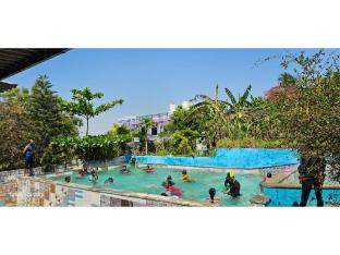 Hotel Hari Om,,2 star