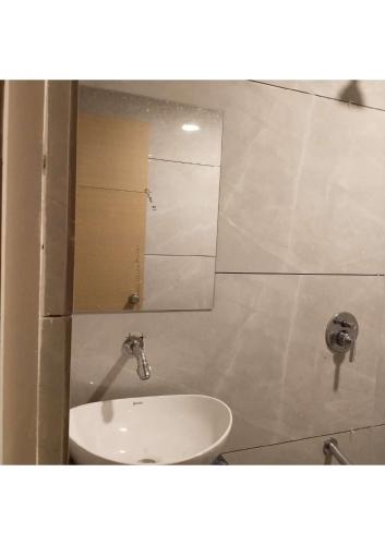 hotel krishna park