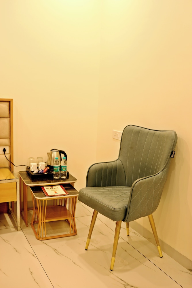 the gm luxe hotel near shree khatu shyam ji mandir