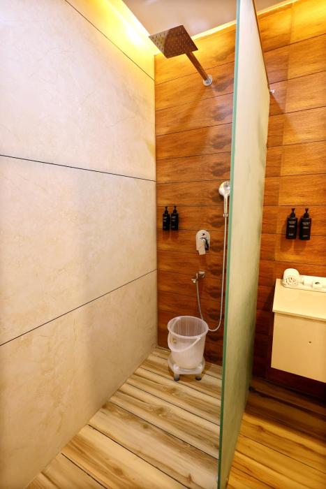 the gm luxe hotel near shree khatu shyam ji mandir