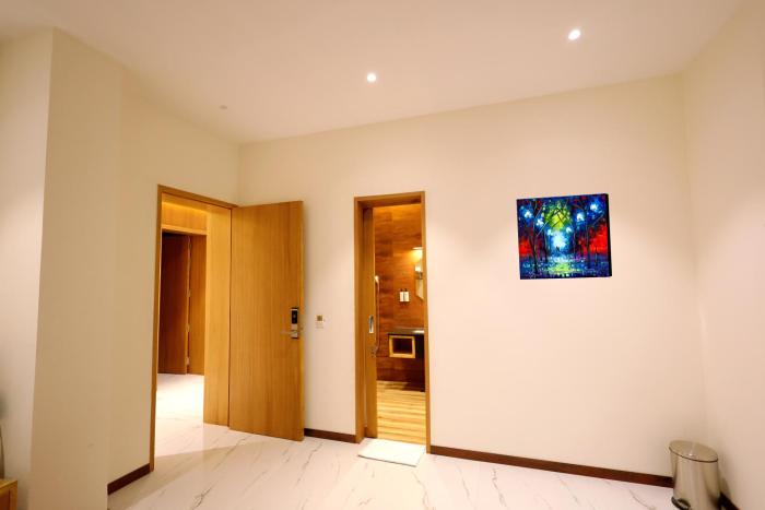 the gm luxe hotel near shree khatu shyam ji mandir