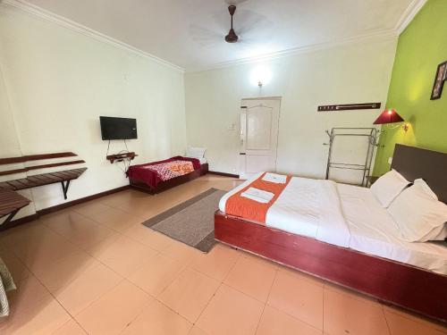 Munnar Silverline Regency,,3 star