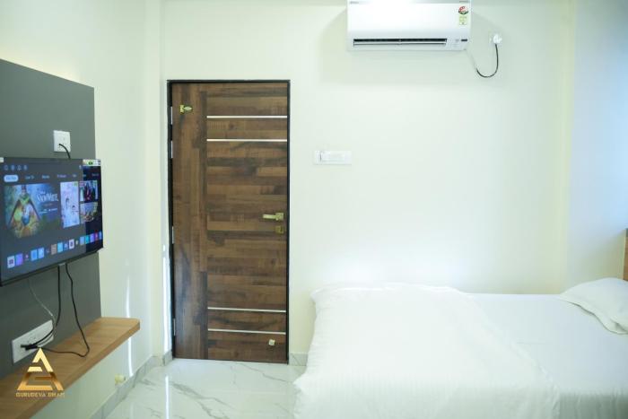 gurudeva dham akkalkot