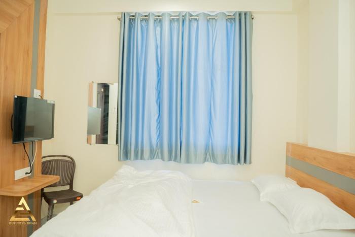 gurudeva dham akkalkot