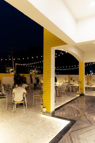 Bingo Botique,,2 star