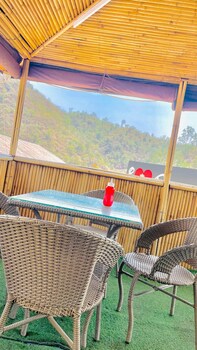 bambooz bel cottage and camps kasauli