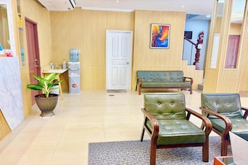 Jomtien Wave Residence,,2 star