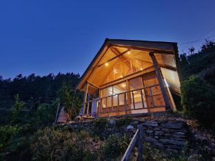 mountain a frame stay sainj