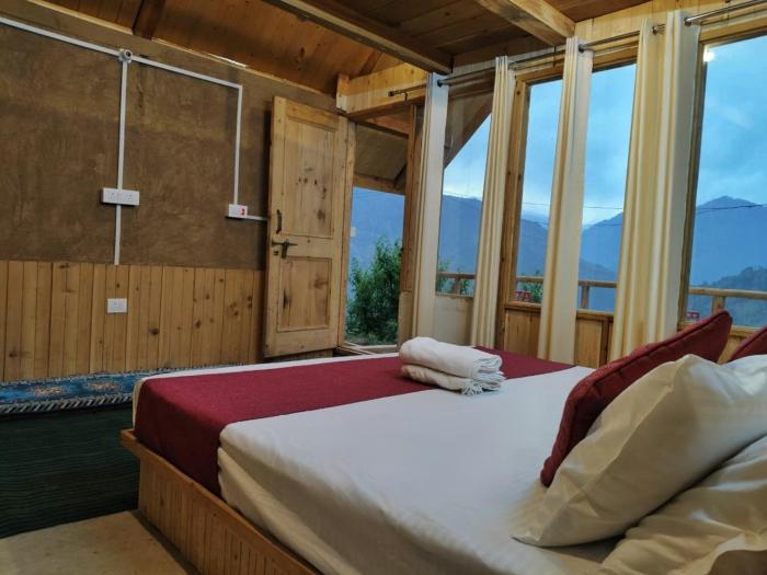 mountain a frame stay sainj